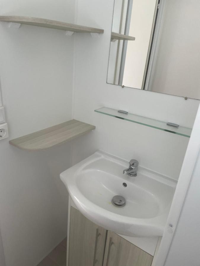 Mobil-Home Confort Tv Clim Narbonne-Plage Buitenkant foto